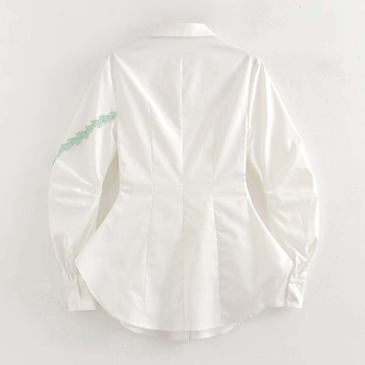 Spring Three Dimensional Floral Trim Waist Trimming Shirt