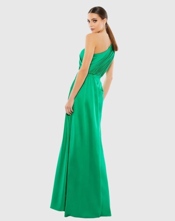 Ieena Mac Duggal Emerald Green One-Shoulder Ruched Satin Gown