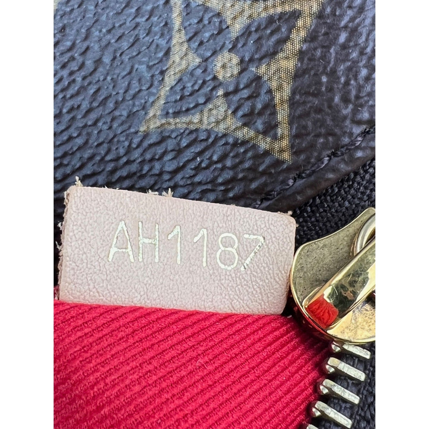 Louis Vuitton Tournelle Monogram MM Hand shoulder Tote Bag