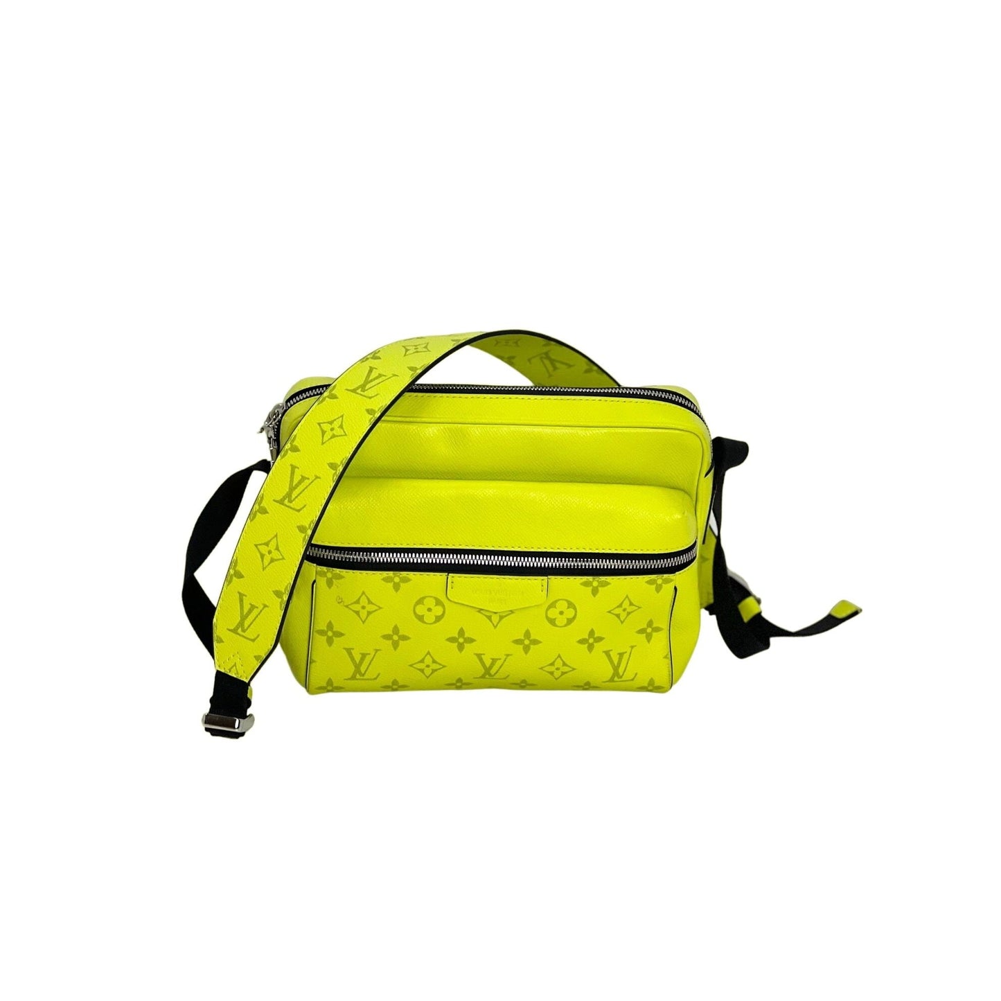 LOUIS VUITTON Taigarama Outdoor Messenger Yellow Bag