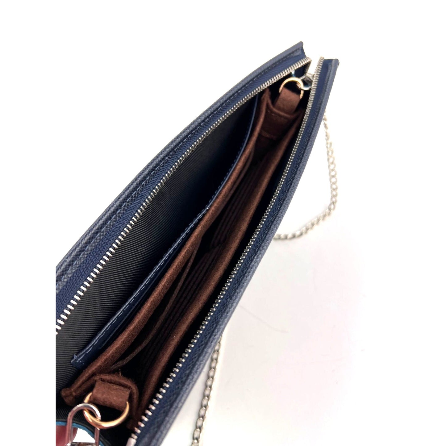 Louis Vuitton Pochette Voyage MM Taiga Dark Blue Leather Hand Bag Limited Edition