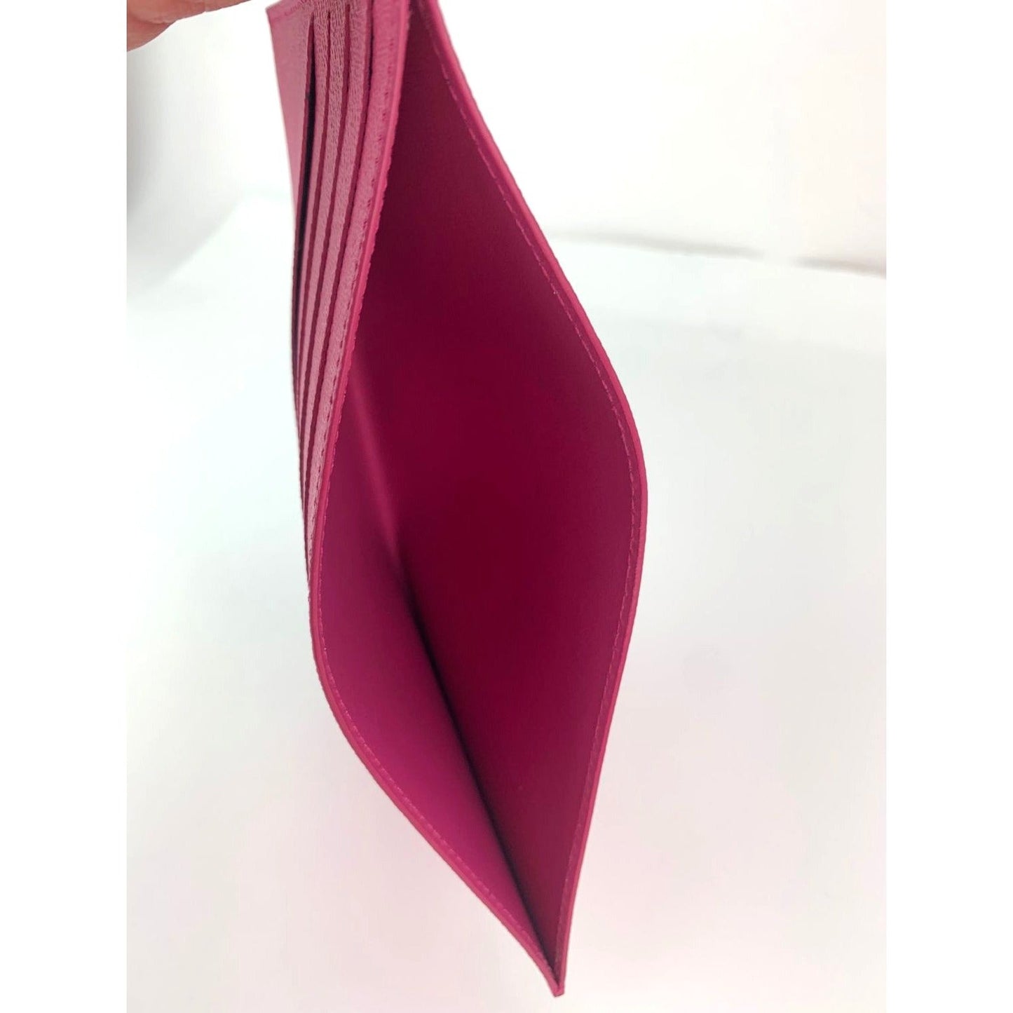 Louis Vuitton 8 Credit Card Insert Pink Leather wallet from Felicie