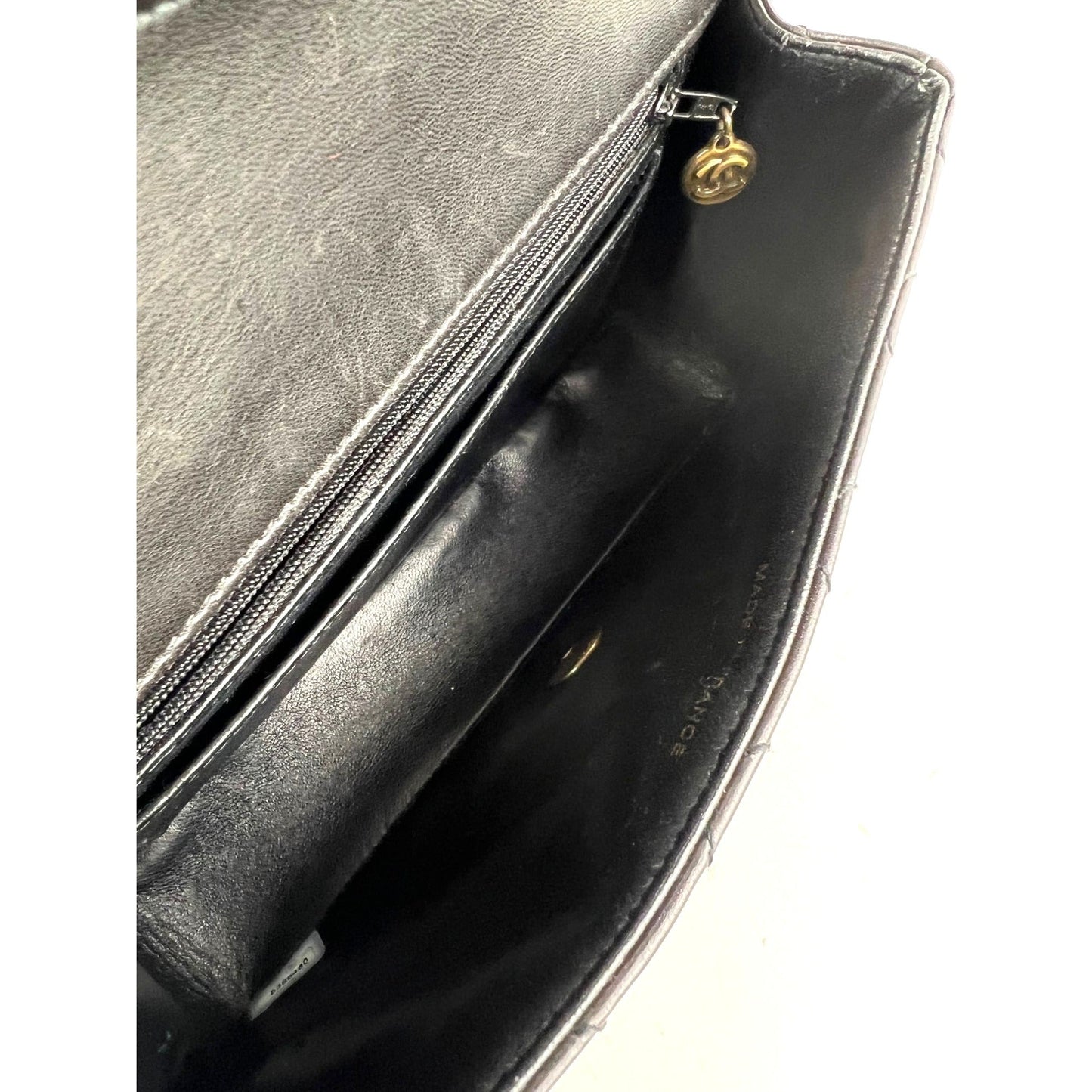 Chanel Vintage Quilted Lambskin Black Resin Chain Small Classic Single Flap Bag RARE